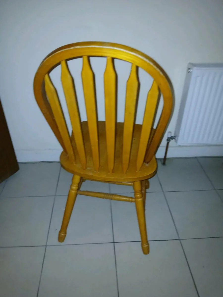 Solid kitchen chairs 4 - Image 1