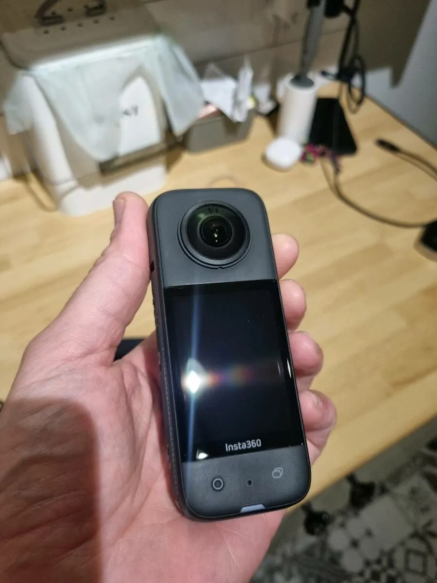insta360 x3 Bundle - Image 1