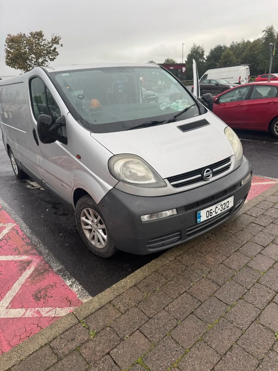 Nissan primastar 1.9 long vehicle - Image 1