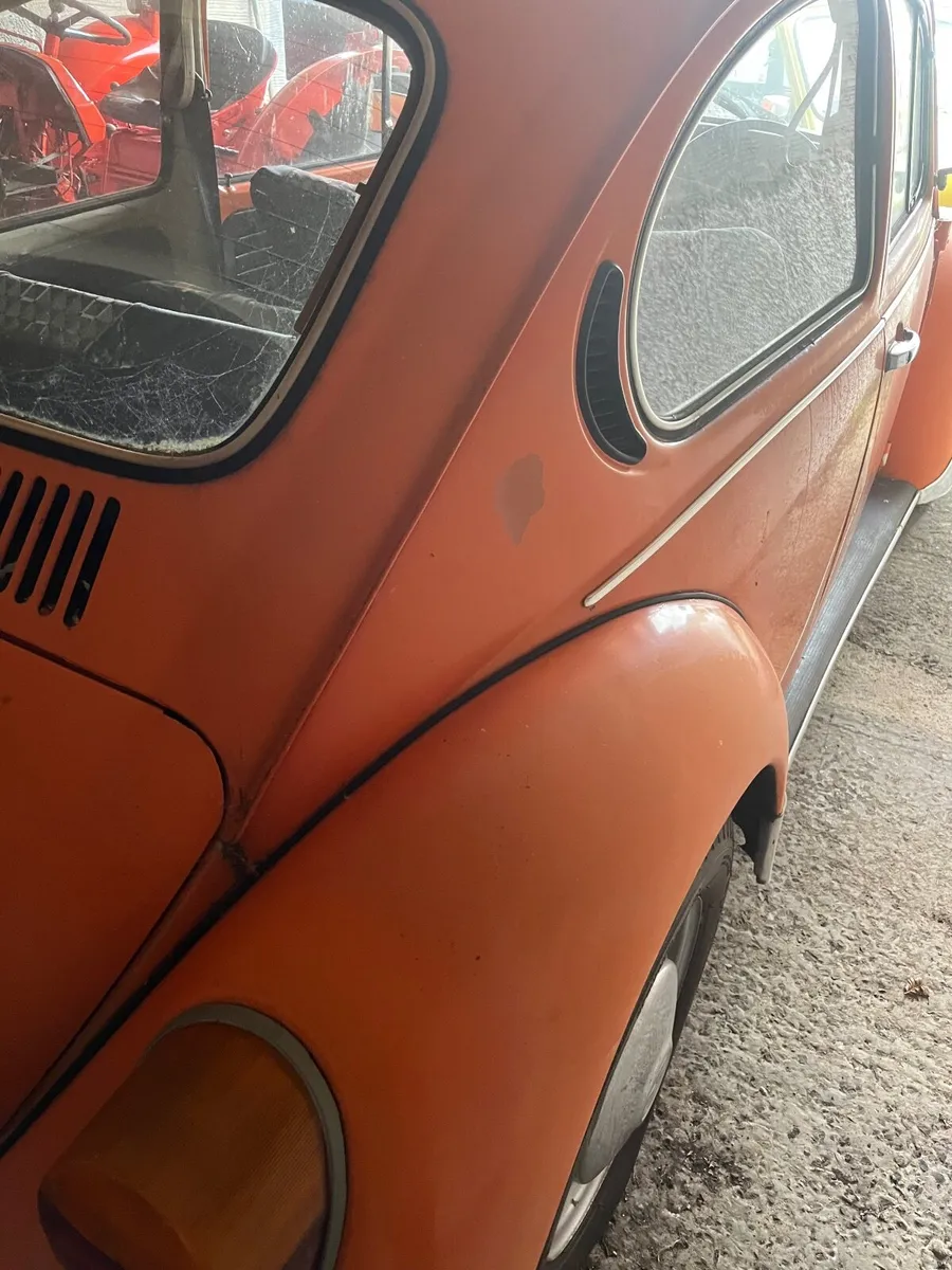 Volkswagen Beetle 1975 - Image 1