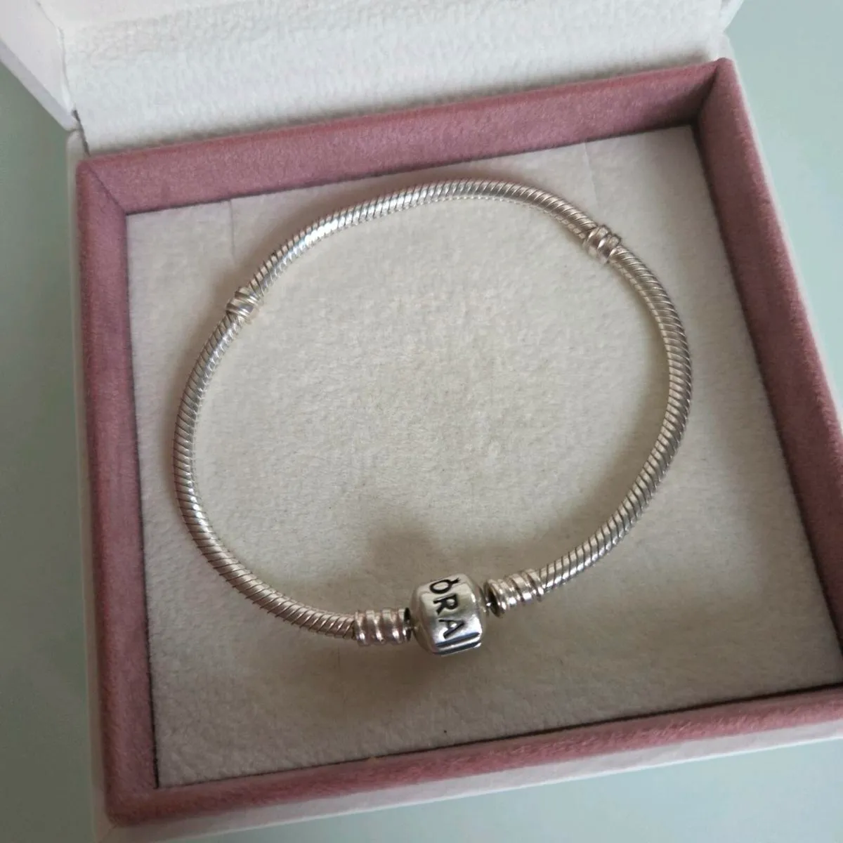 Pandora bracelet - Image 1