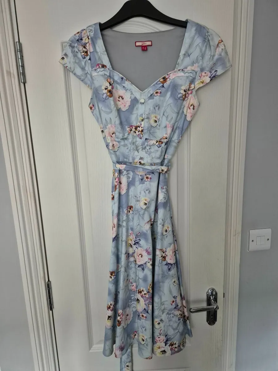 Size 8 dress - Image 2