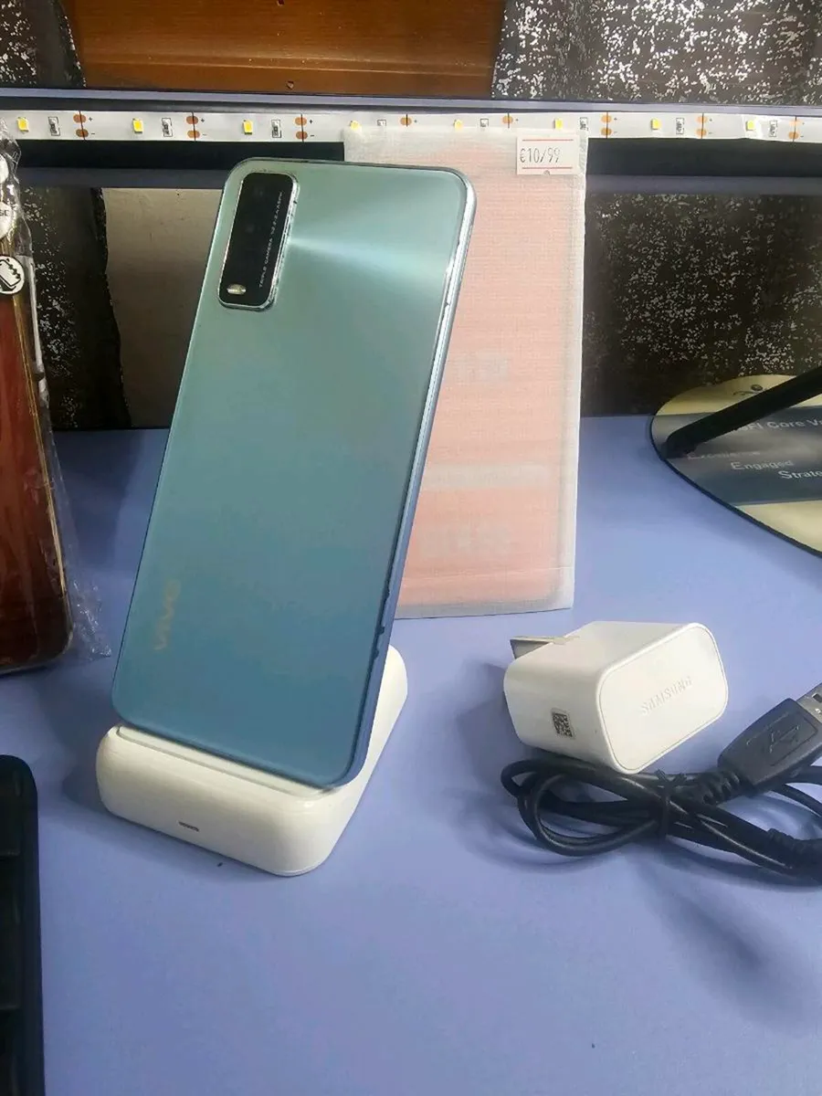 Vivo Funtouch OS 10.5 Smartphone Model V2029 | 128 - Image 4