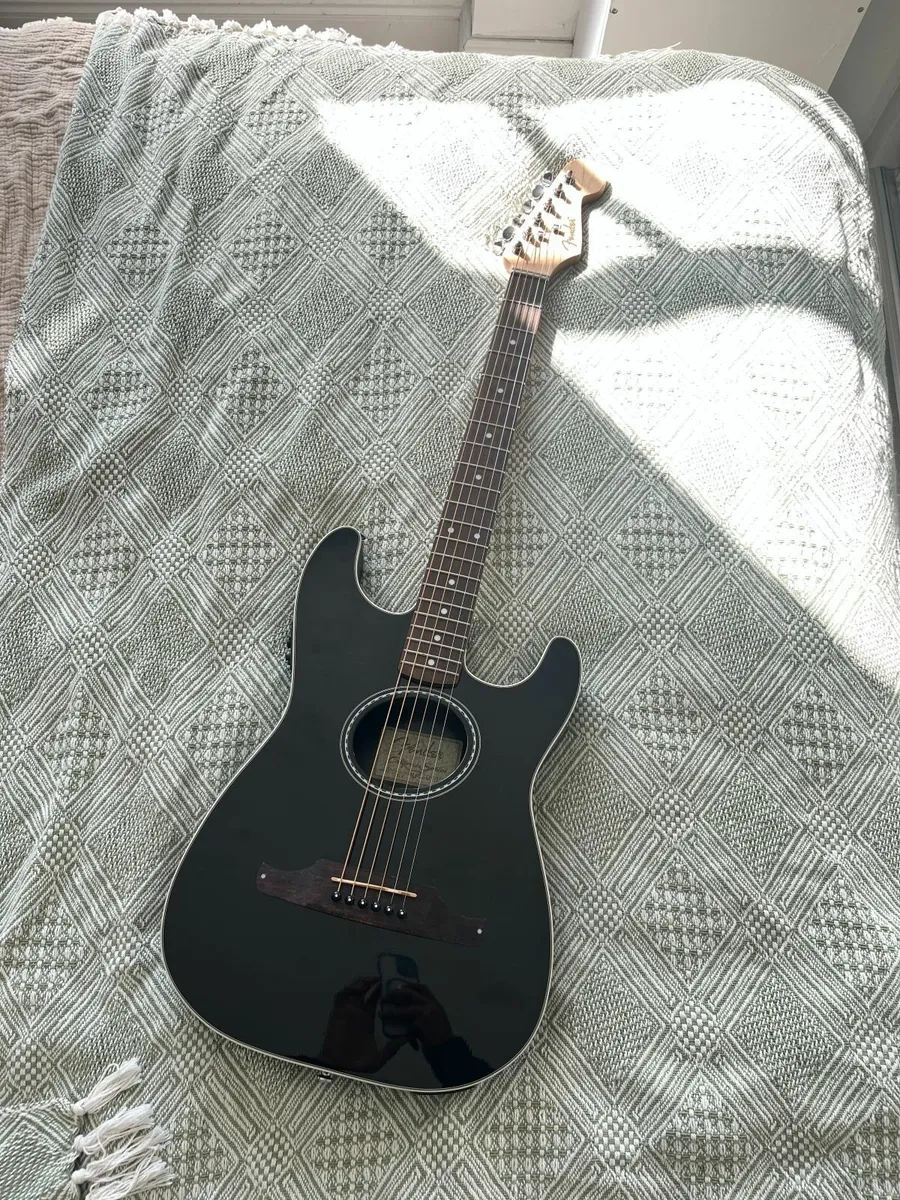 Fender Stratacoustic / electro-acoustic guitar - Image 1