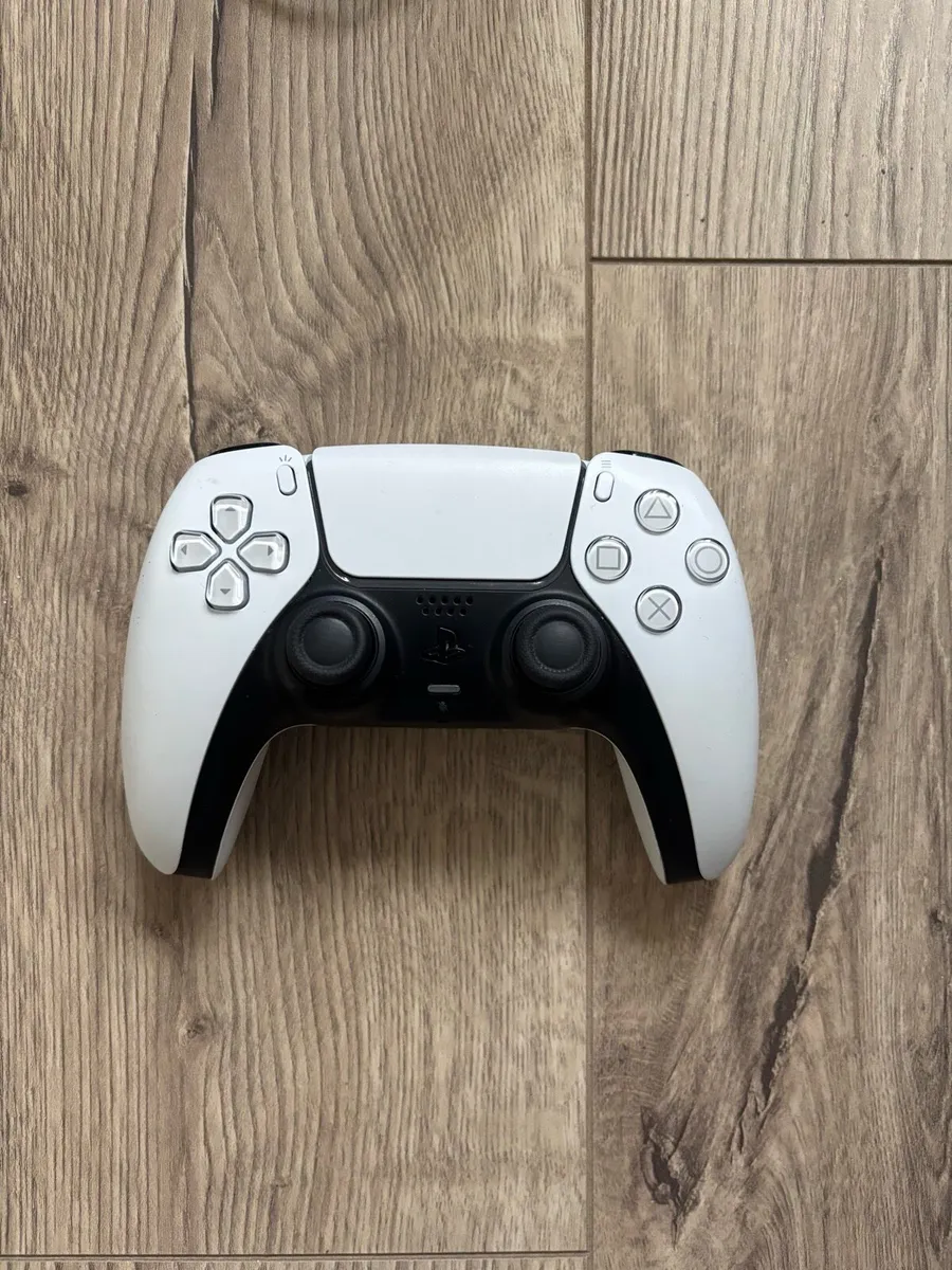 PlayStation 5 - Image 3