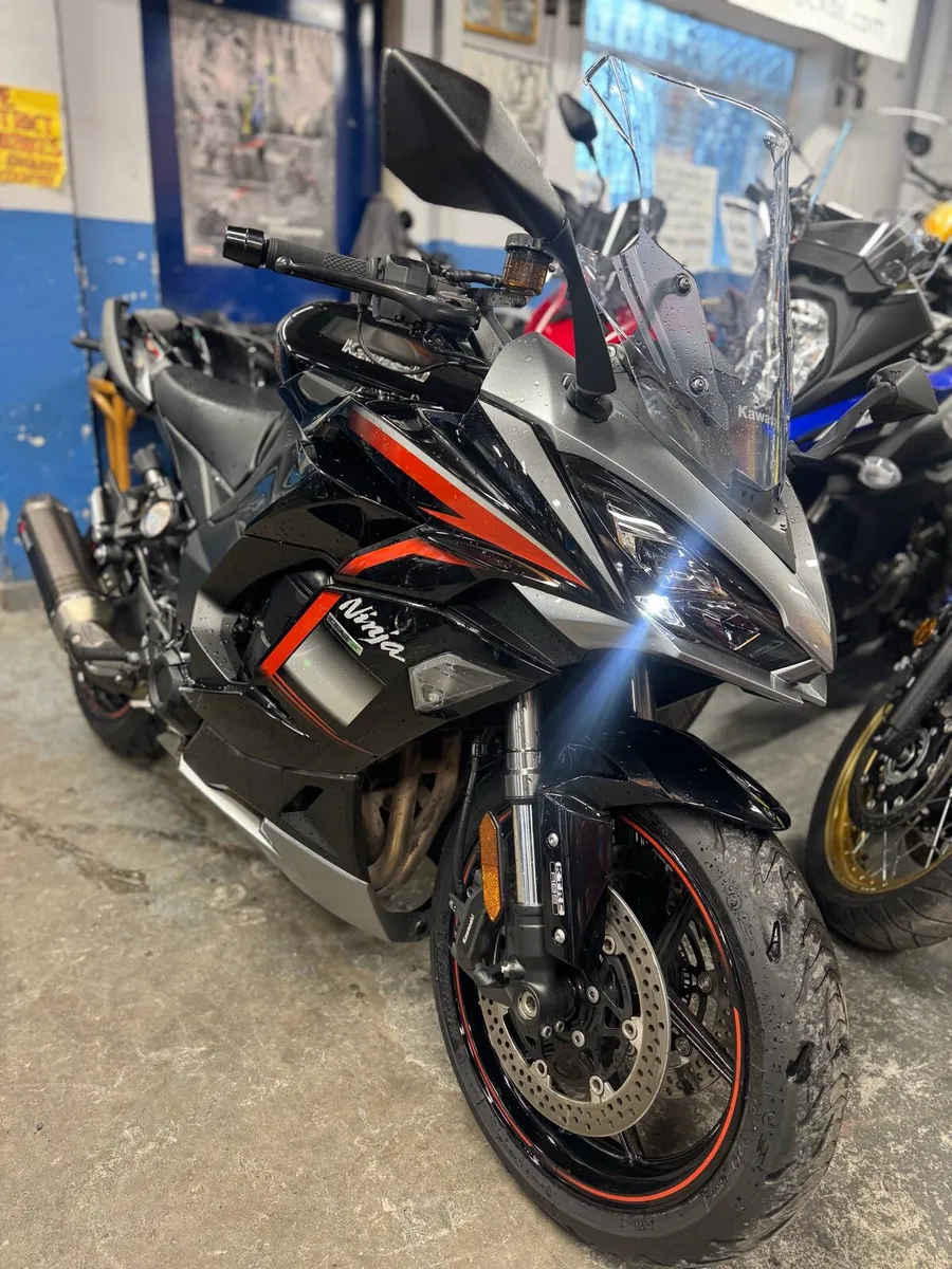2021 Kawasaki Ninja 1000 SX performance - Image 3
