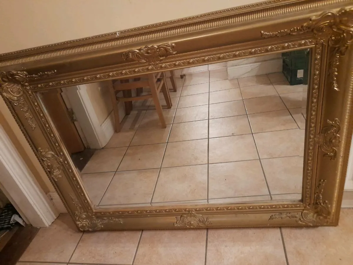 Beautiful High Quality Professional Heavy Mirror - Image 1
