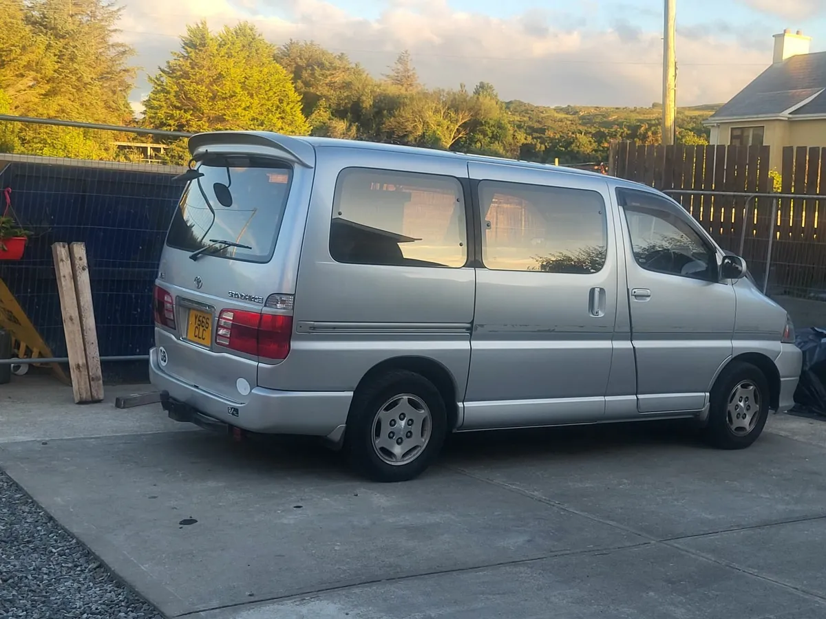 Toyota Grand hiace - Image 1
