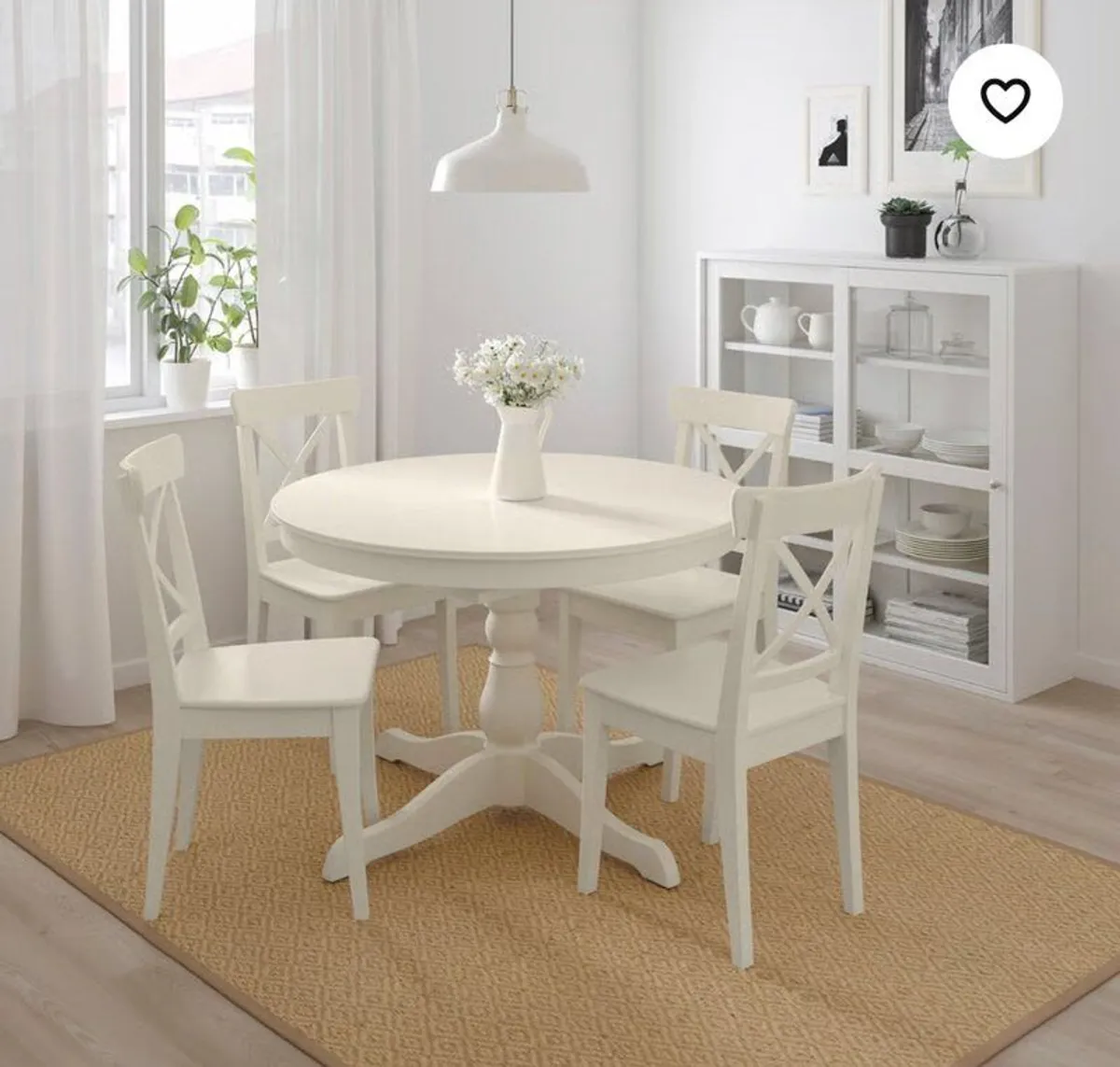 Round extendable table & four chairs - Image 1