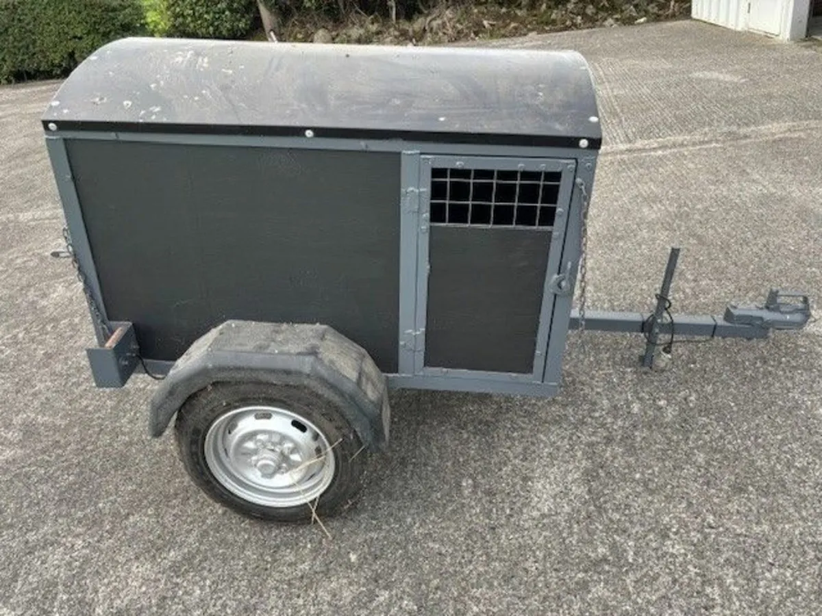 Dog Trailer - Image 2