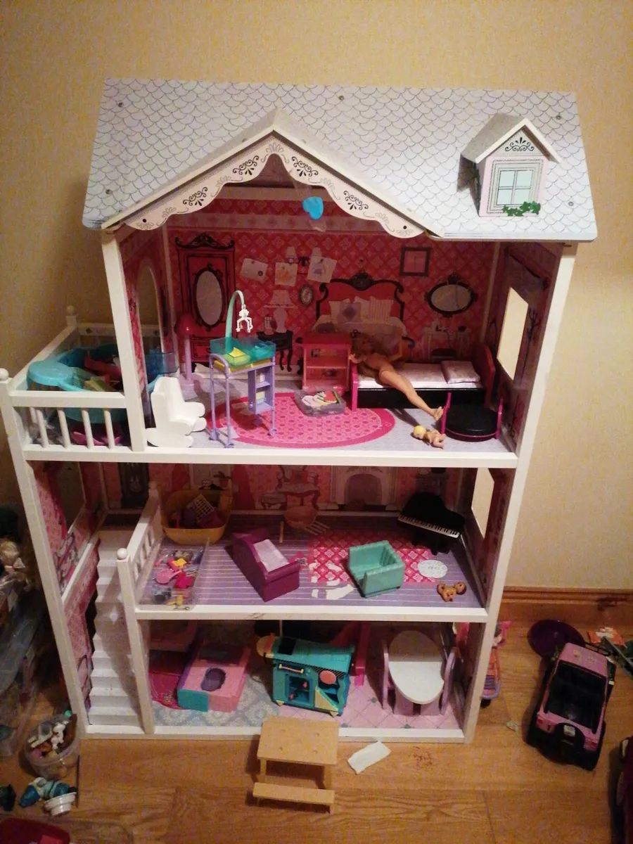 Dolls house