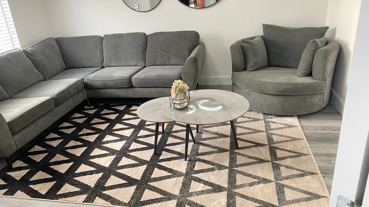 Rug brand new - Image 4