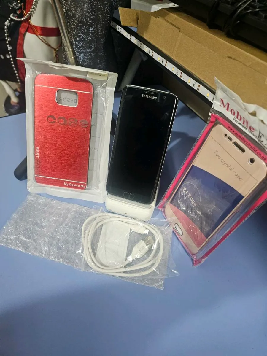 Samsung Galaxy S7 edge (32gb) Black Grade A Unlock - Image 1