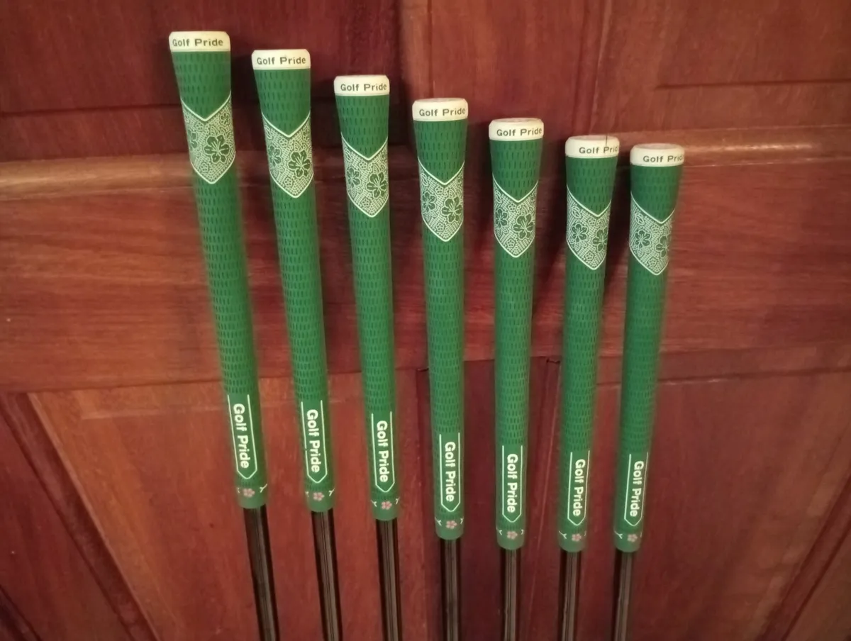 TaylorMade P770 Tungsten 4-7 ,P7MC 8-PW - Image 1