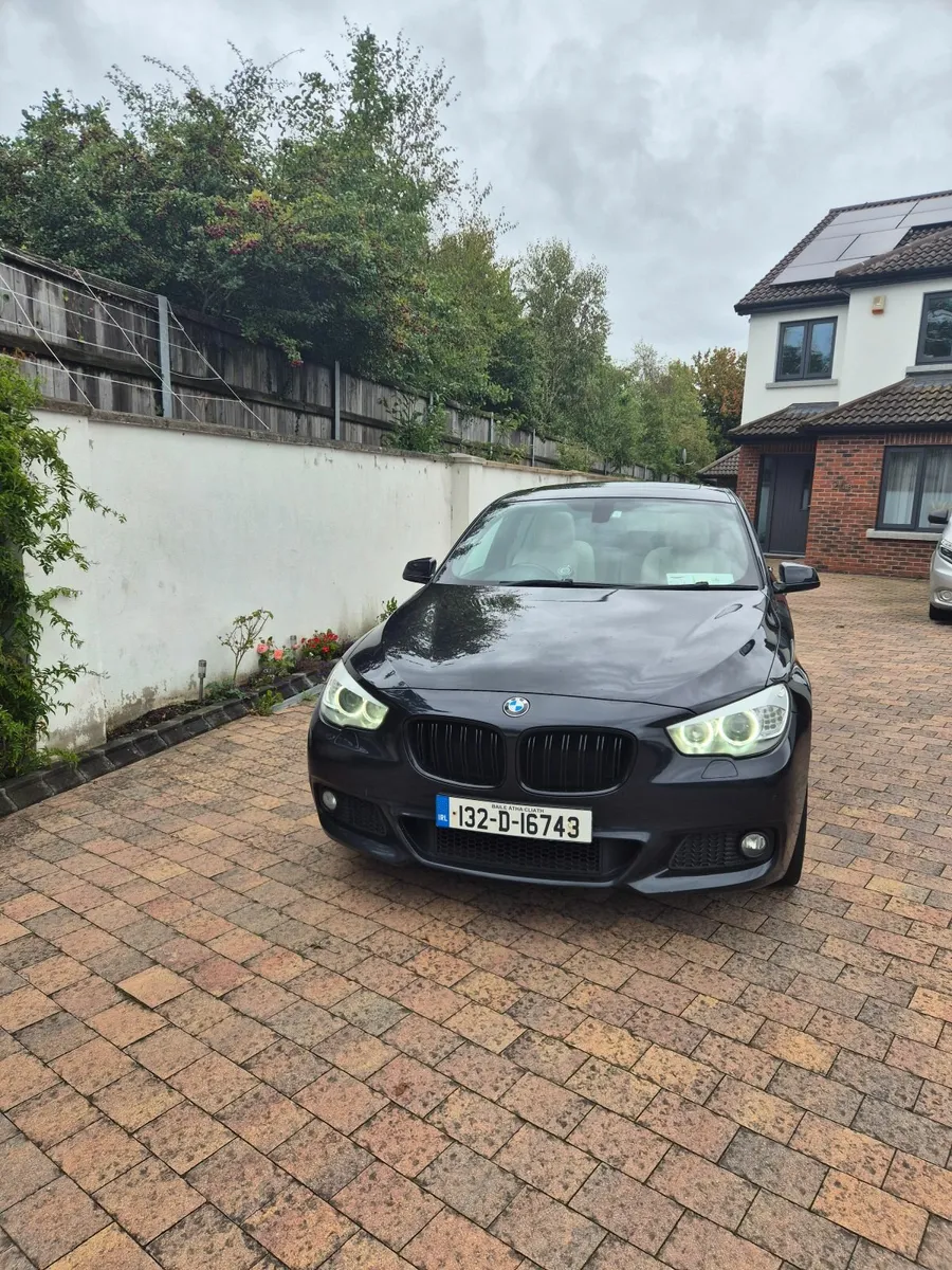 BMW 5-Series M Sport - Image 1