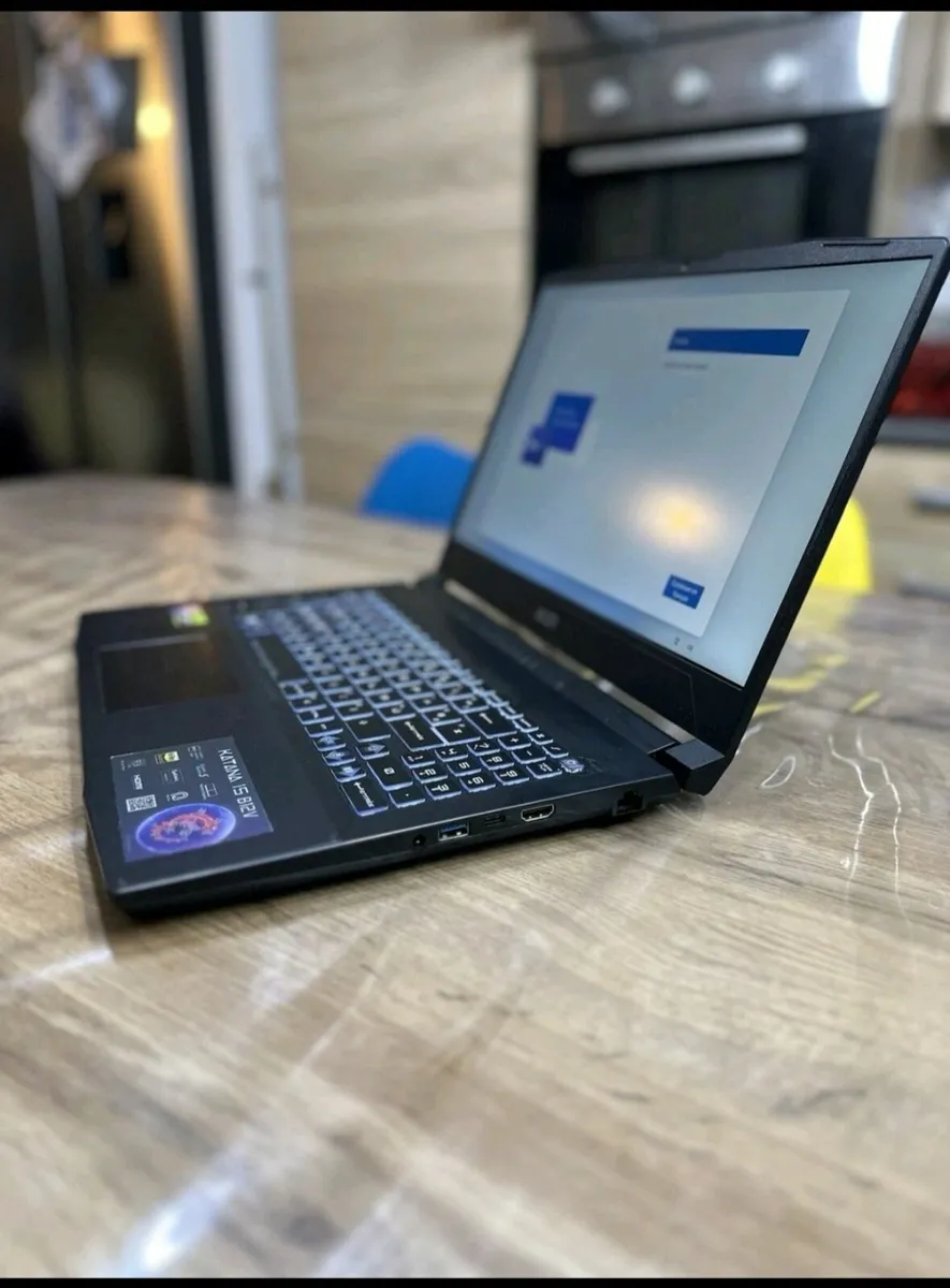 Msi Gaming Laptop i7 | RTX 4070 | 16GB | 1TB SSD - Image 2