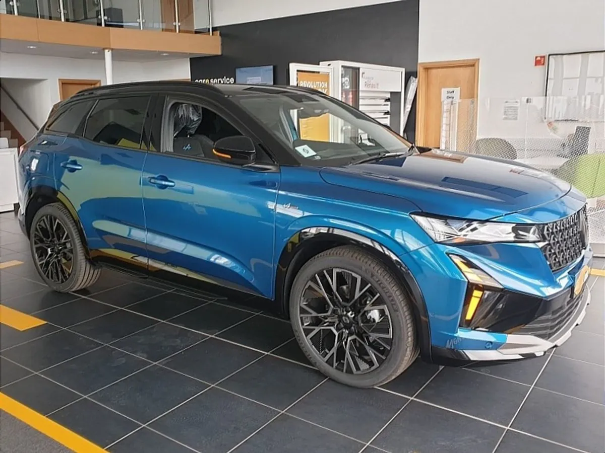Renault Austral E-tech Techno Full H/brid Esprit - Image 1