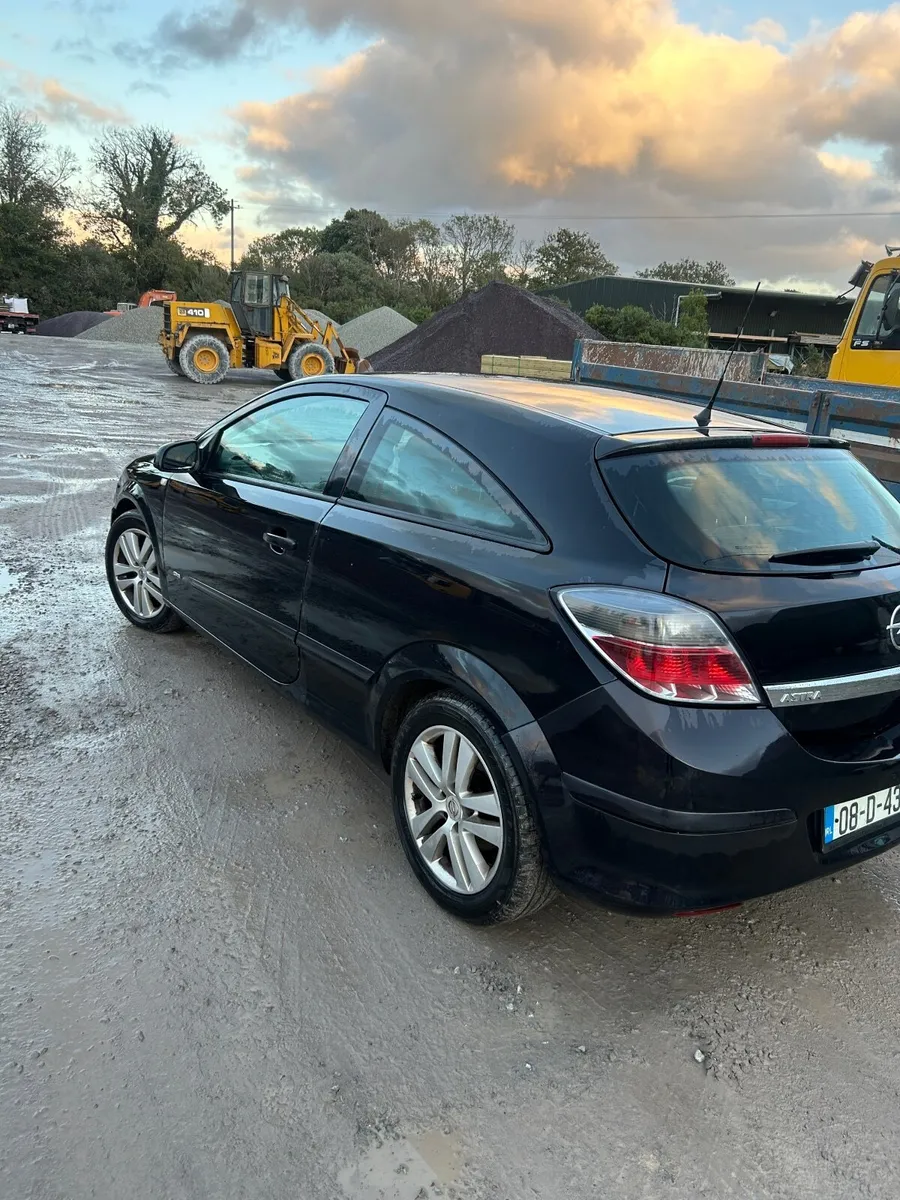 Opel Astra 2008 - Image 3