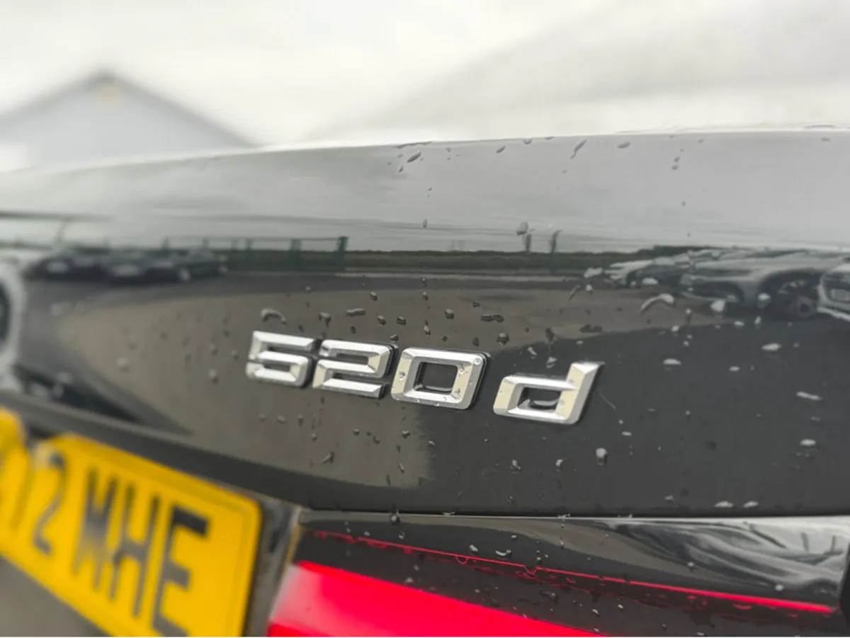 BMW 5-Series M SPORT MHEV AUTO 520 D - Image 4