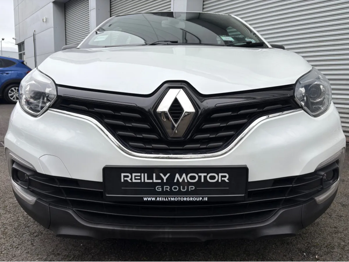 Renault Captur PLAY DCI 90 MY18 5DR - Image 2