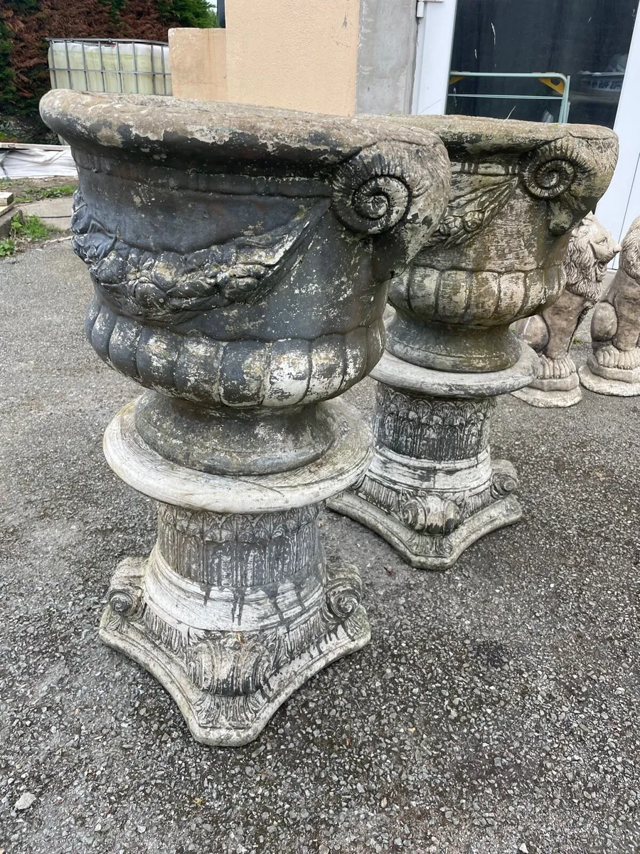 2 heavy large pots + stand - Image 2
