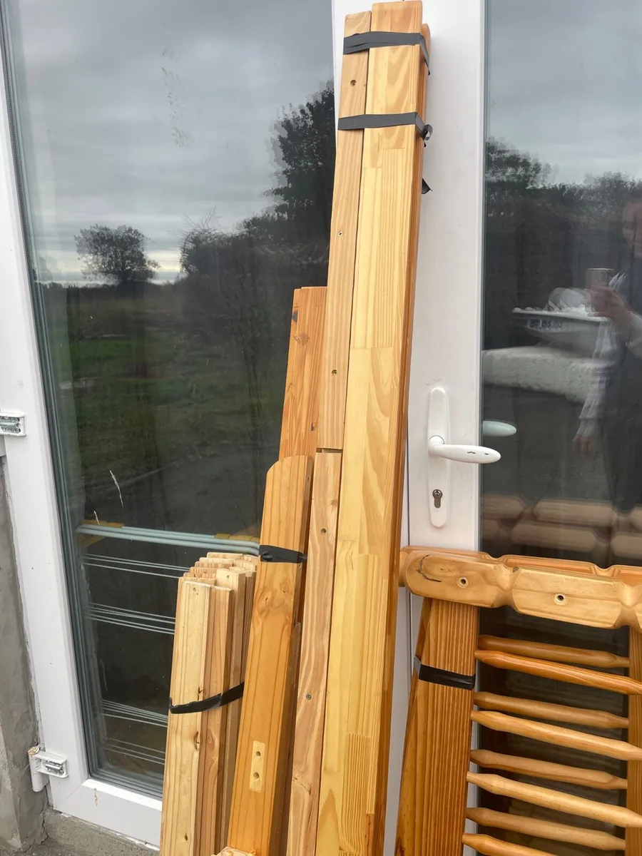 Pine single bed frame - Image 2