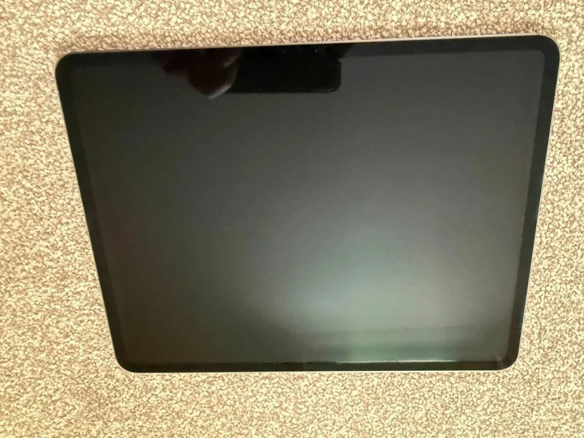 Apple iPad Pro 13 Inch 256GB WiFi Cellular 5G - Image 3