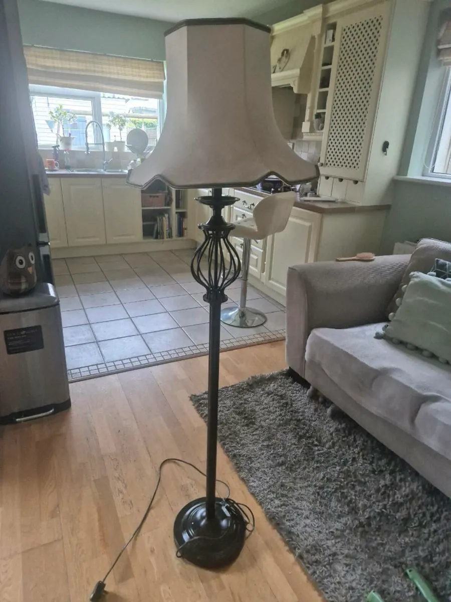 Tall lamp