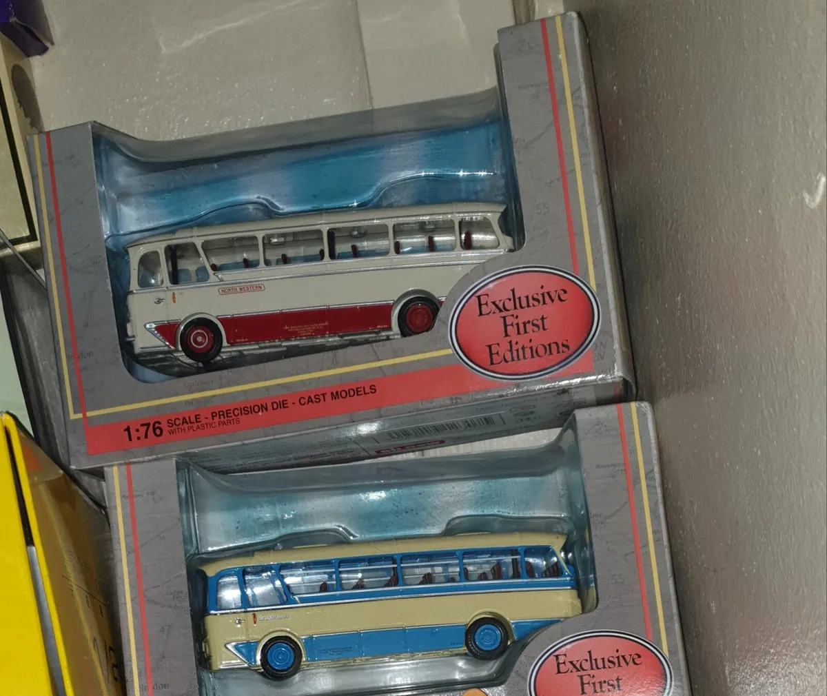 VINTAGE DIE.CAST BUS MODELS