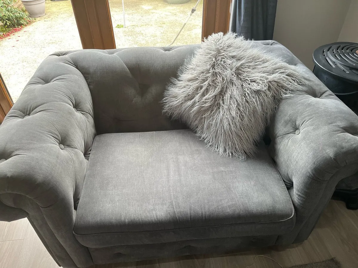 DFS Belair Cuddle Chair / 2 seater - Image 3