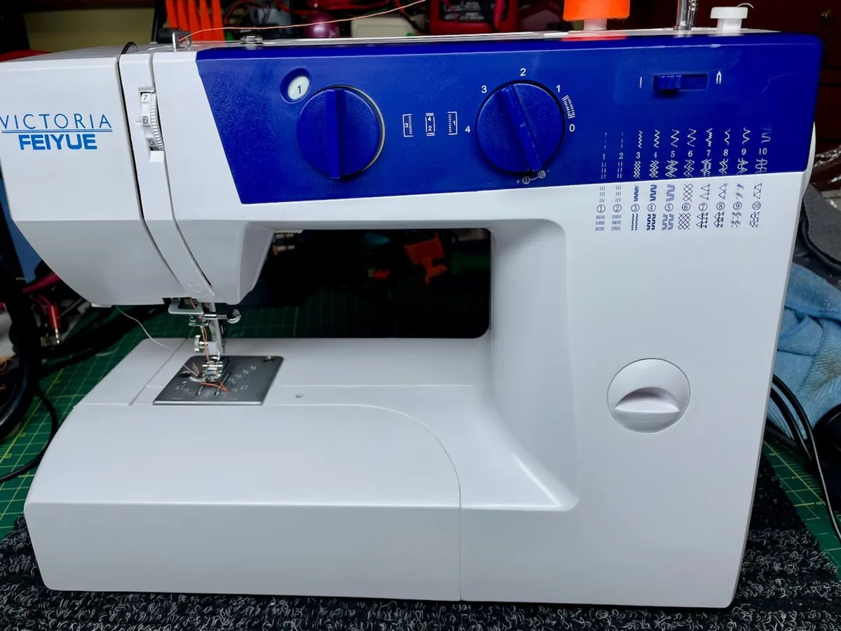 Freiya Victoria (Pfaff 1032) Sewing machine - Serv - Image 1