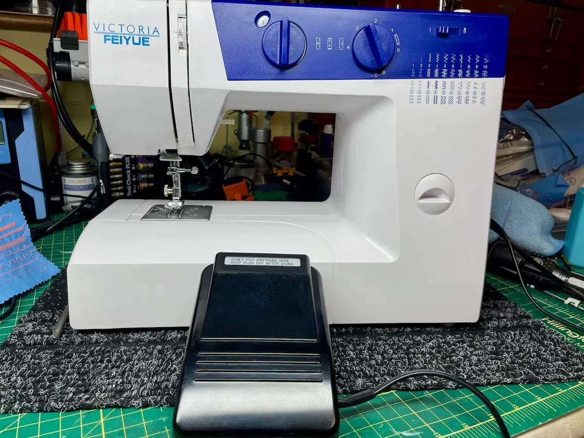 Freiya Victoria (Pfaff 1032) Sewing machine - Serv - Image 2