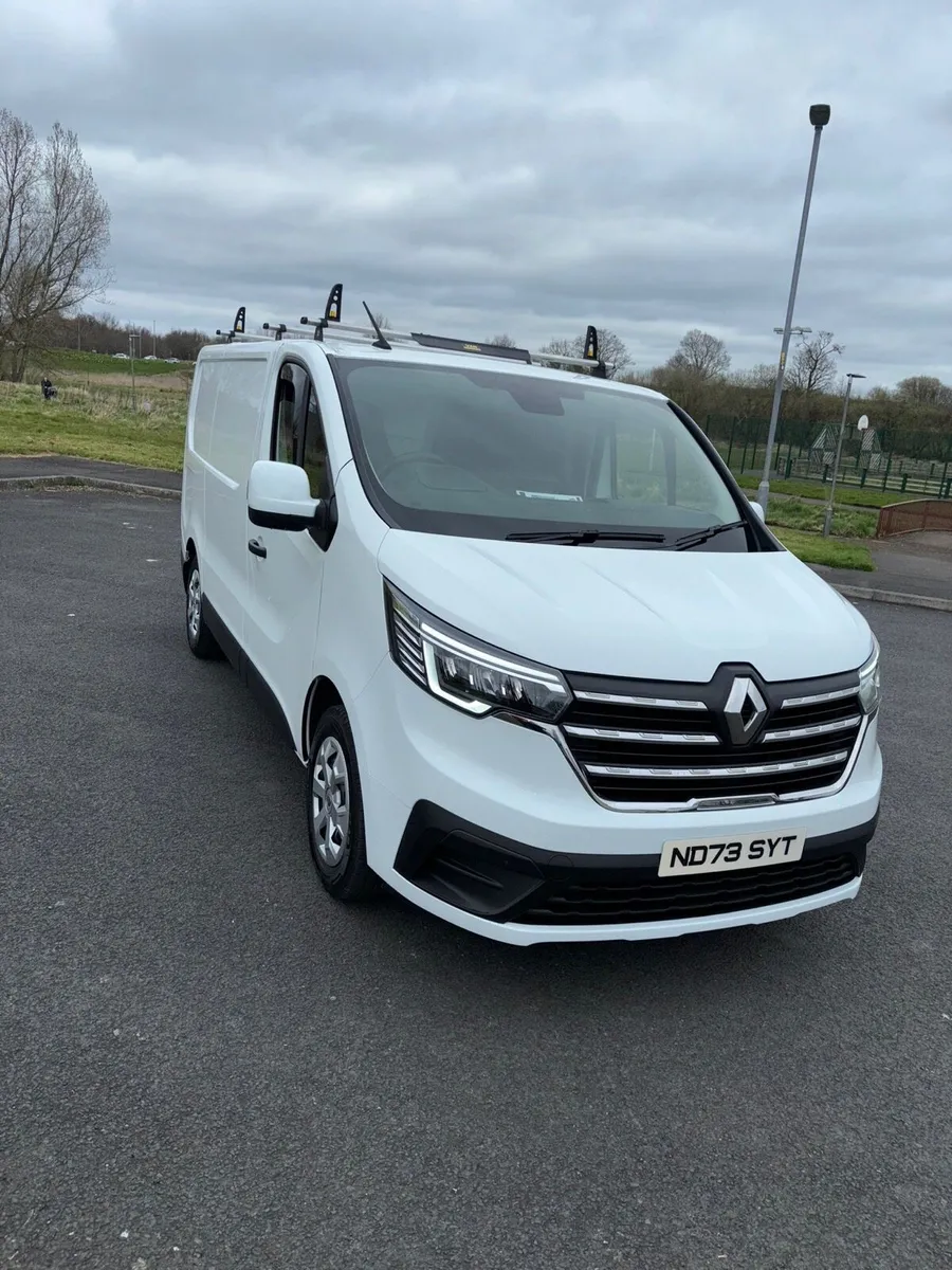 2023 Renault Trafic - Image 3