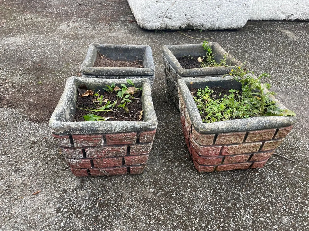 4 x concrete flower Pot - Image 2