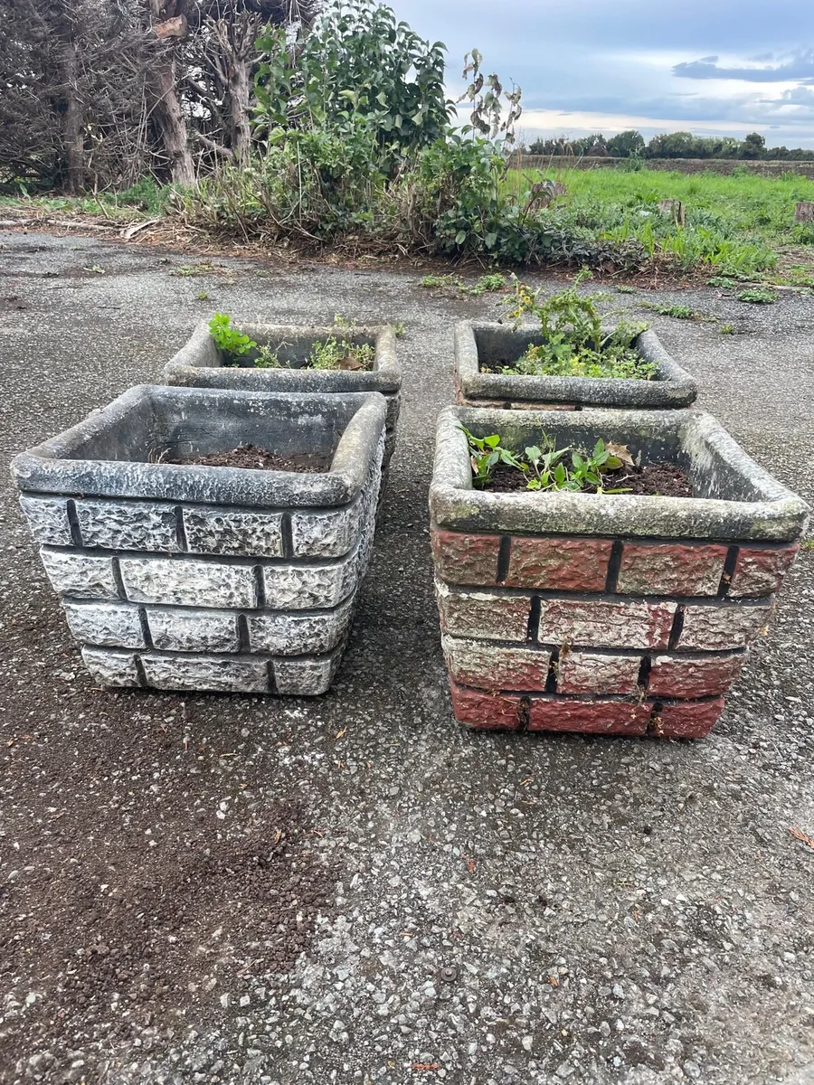 4 x concrete flower Pot - Image 4