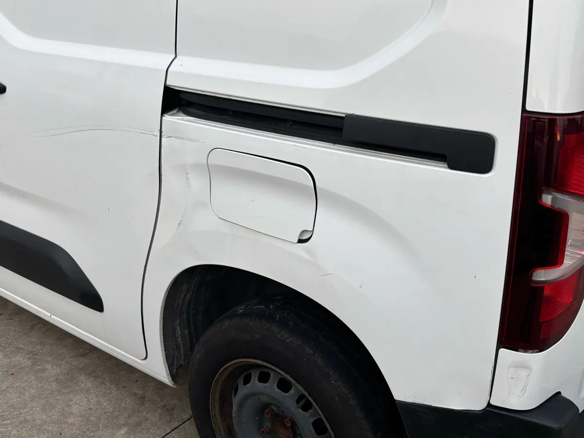 2020 Citroen berlingo - Image 4