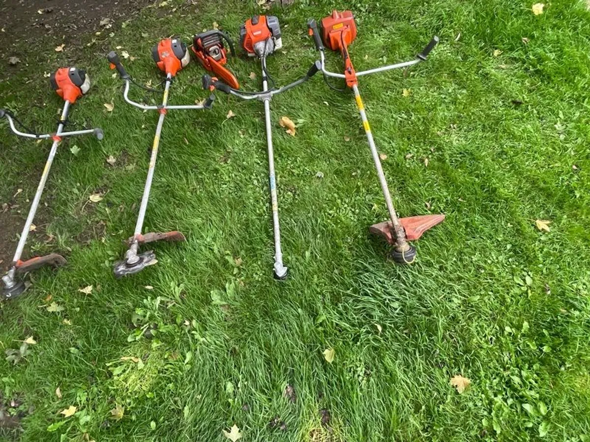 strimmers & chainsaw - Image 3