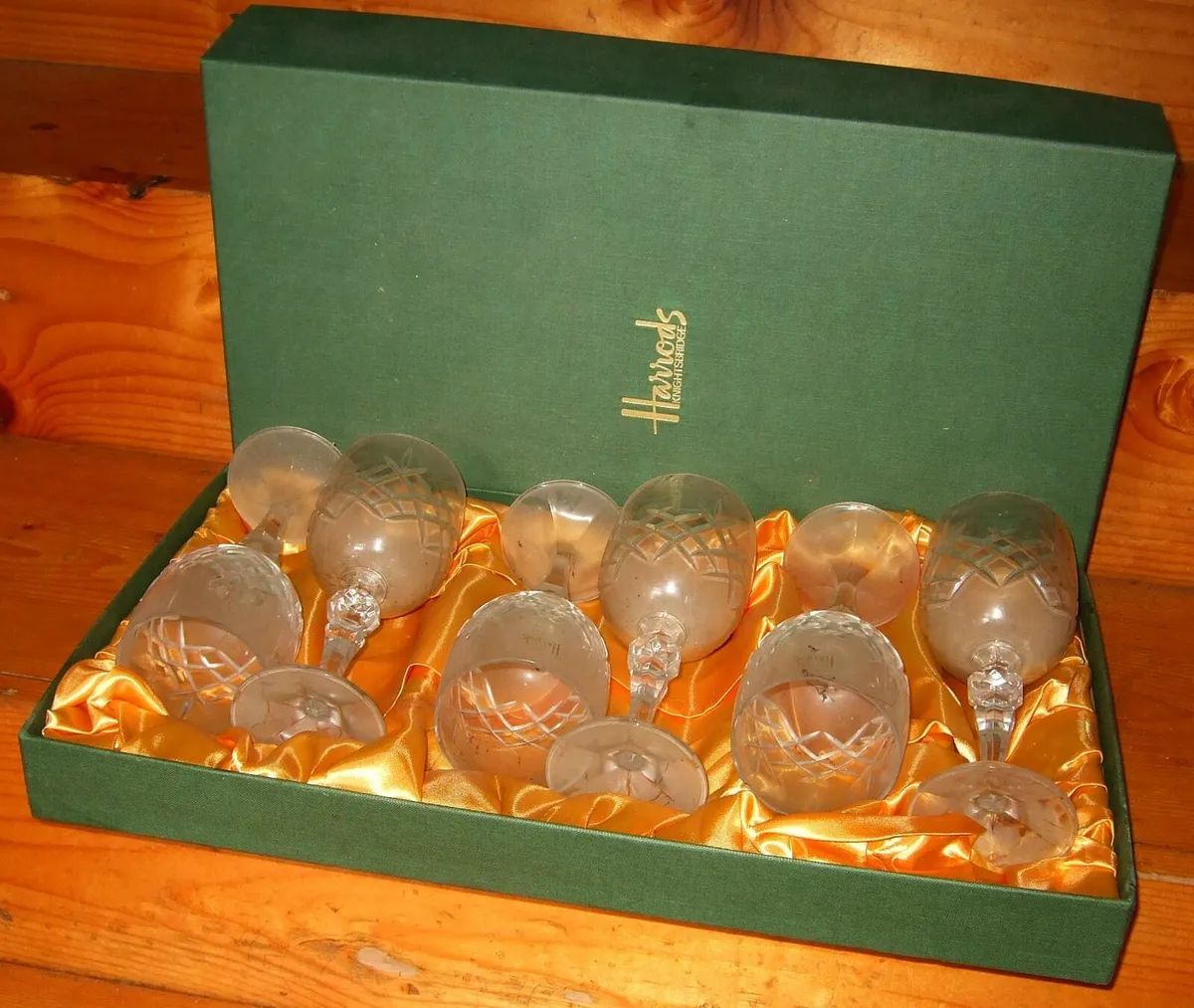 6 Vintage Harrods Crystal Wine Glasses Still Boxed - Image 4