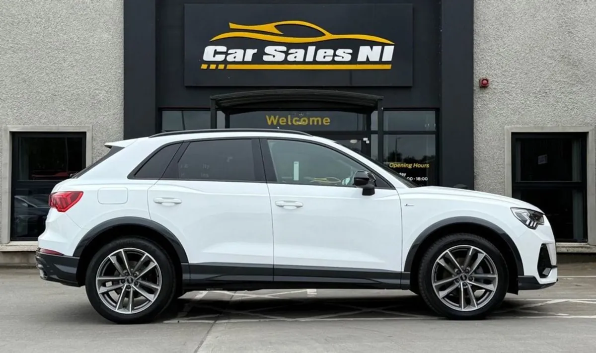 Audi Q3 2.0 TDI 35 Black Edition SUV 5dr Diesel S - Image 3