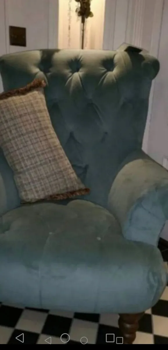 Stunning Brand New Alexander & James Armchair - - Image 2