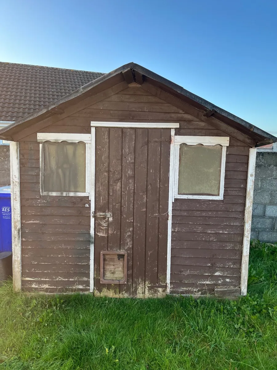 garden shed - free, must be collected - Image 1