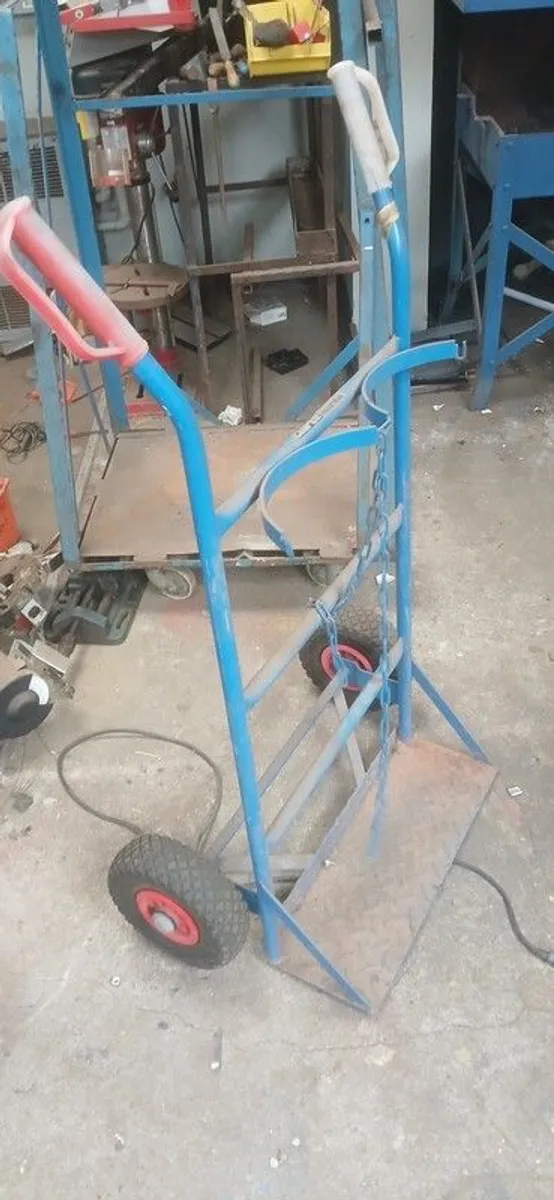 Dolly truck - Image 1