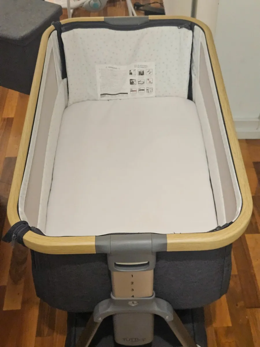 Tutti Bambini Cosleeper Crib - Image 3