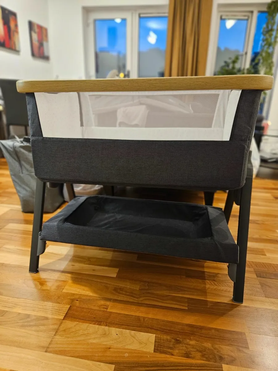 Tutti Bambini Cosleeper Crib - Image 1