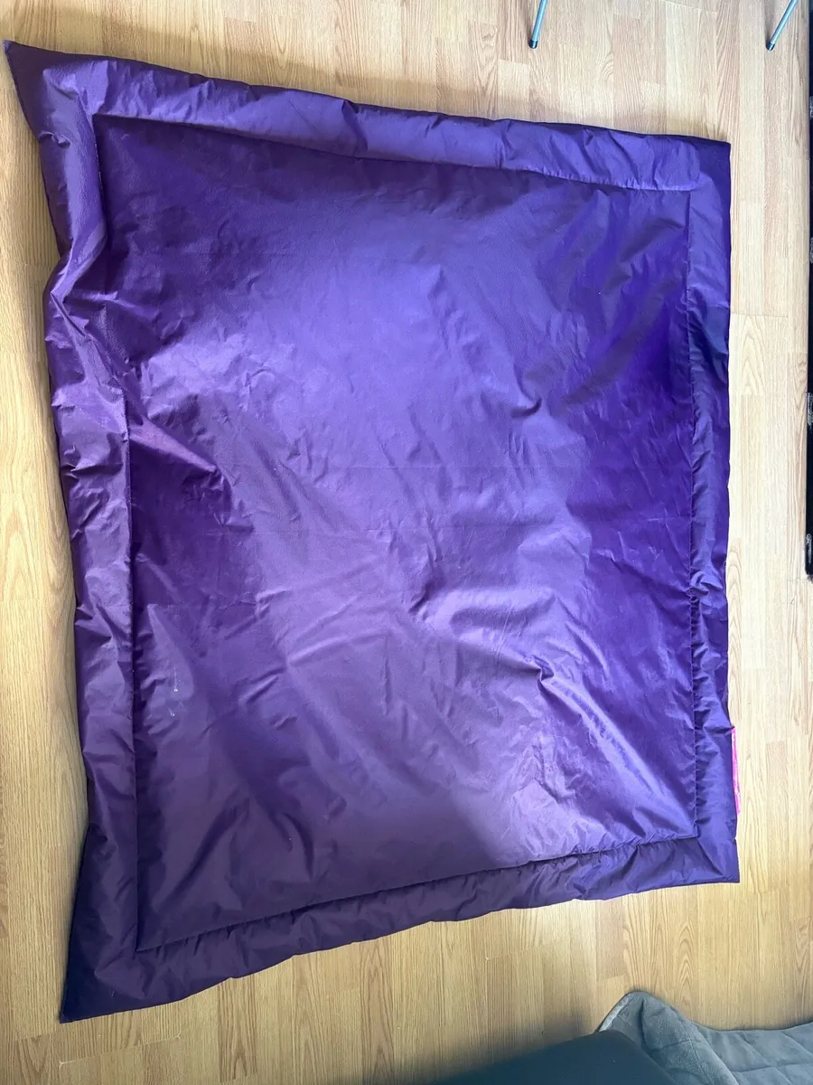 Big Bertha Bean Bag - Image 1