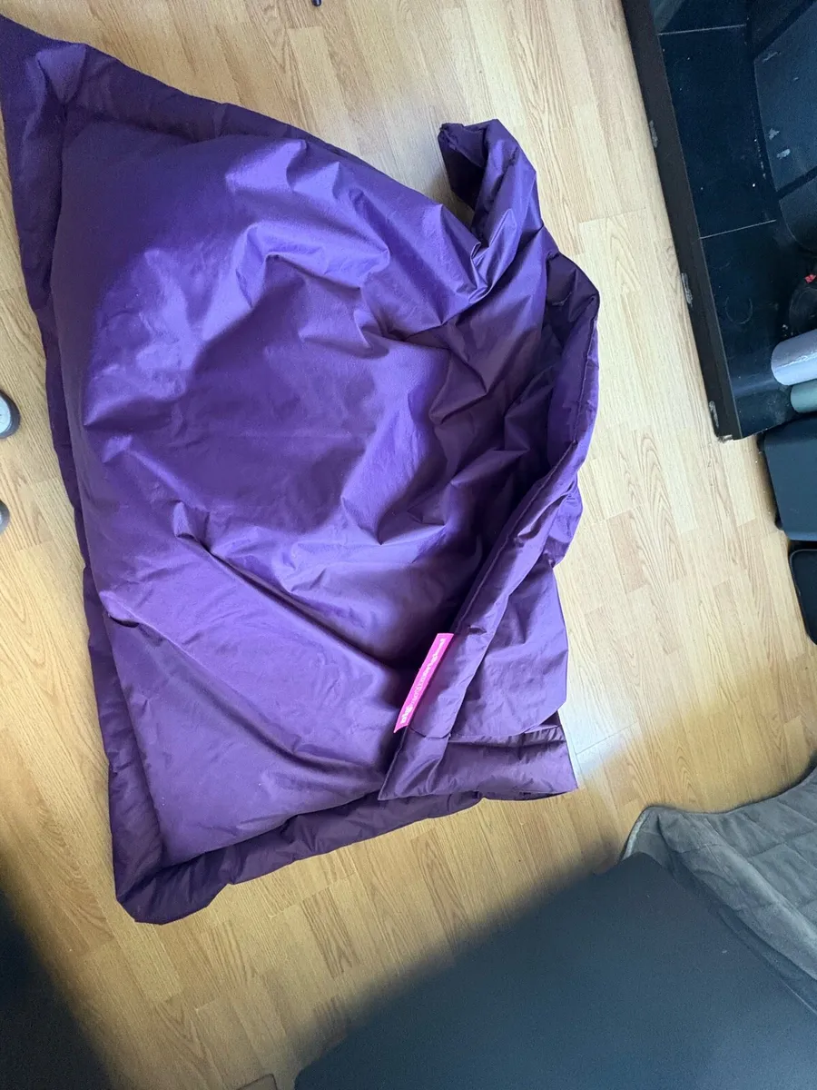 Big Bertha Bean Bag - Image 3