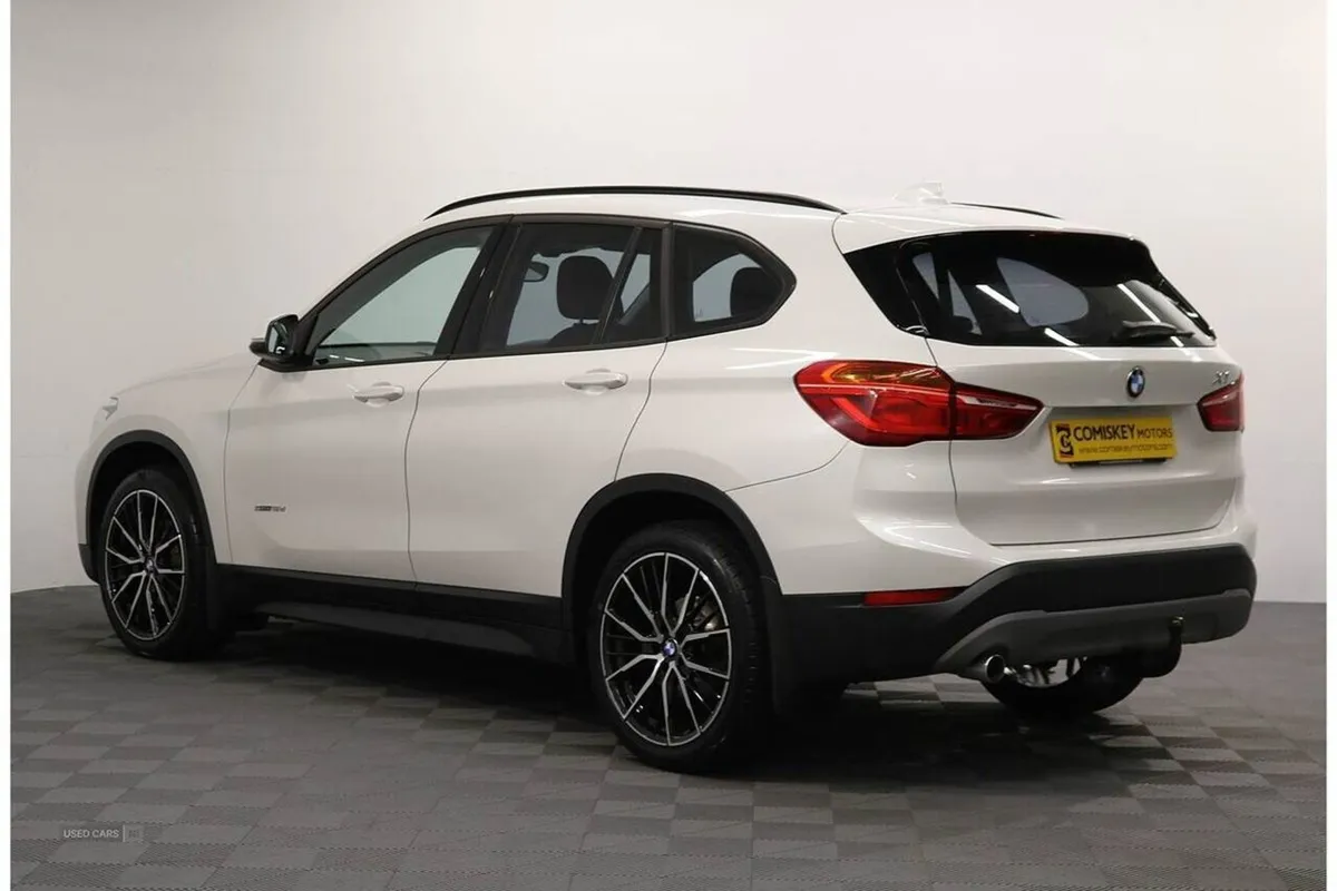 BMW X1 18d SE - Image 3