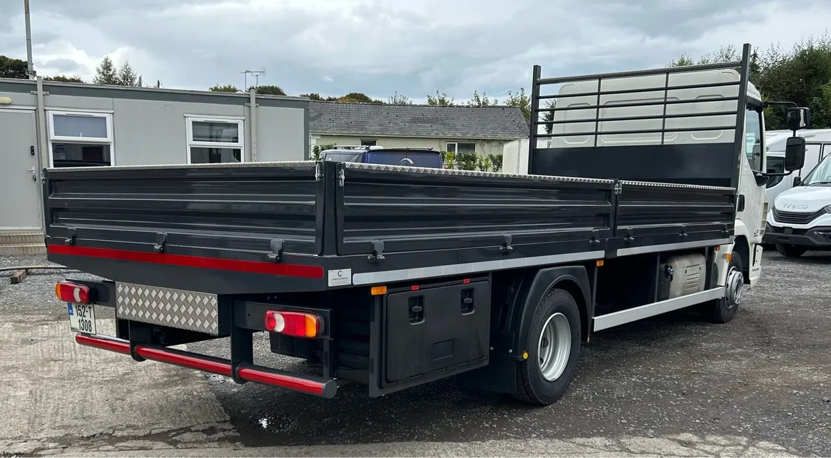 DAF 12ton Dropside flat bed - Image 4