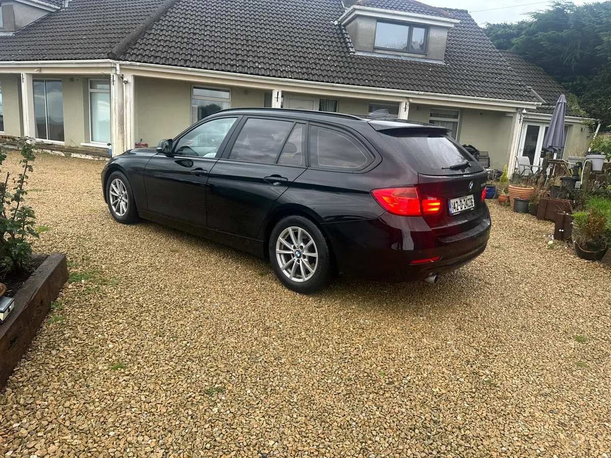 BMW 320D Sport Wagon 2014 Exceptional - Image 3