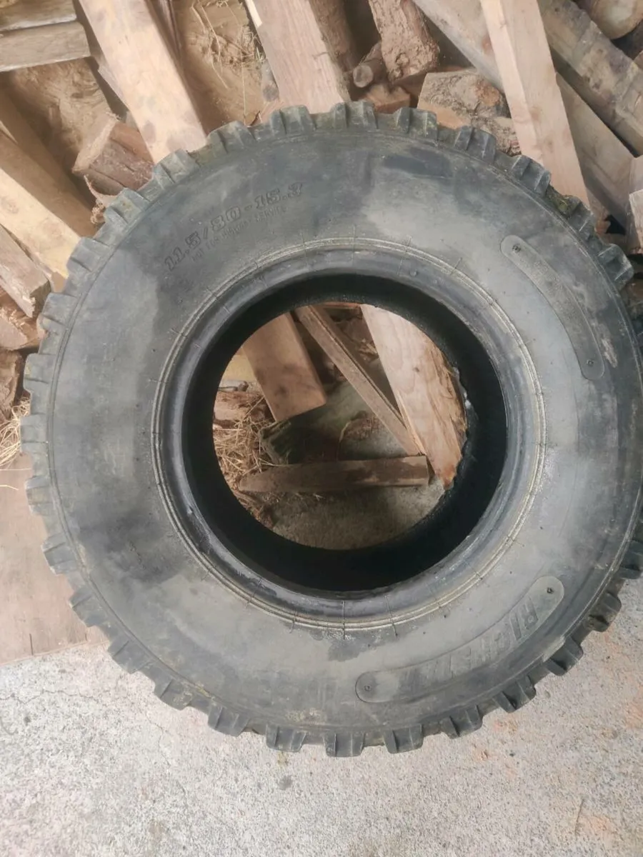 Tyre 11.5/80/15.3 - Image 3